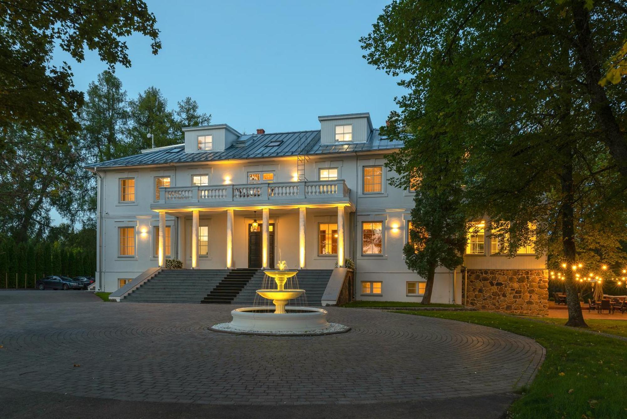 The Manor Sports & Spa Tõrve 外观 照片