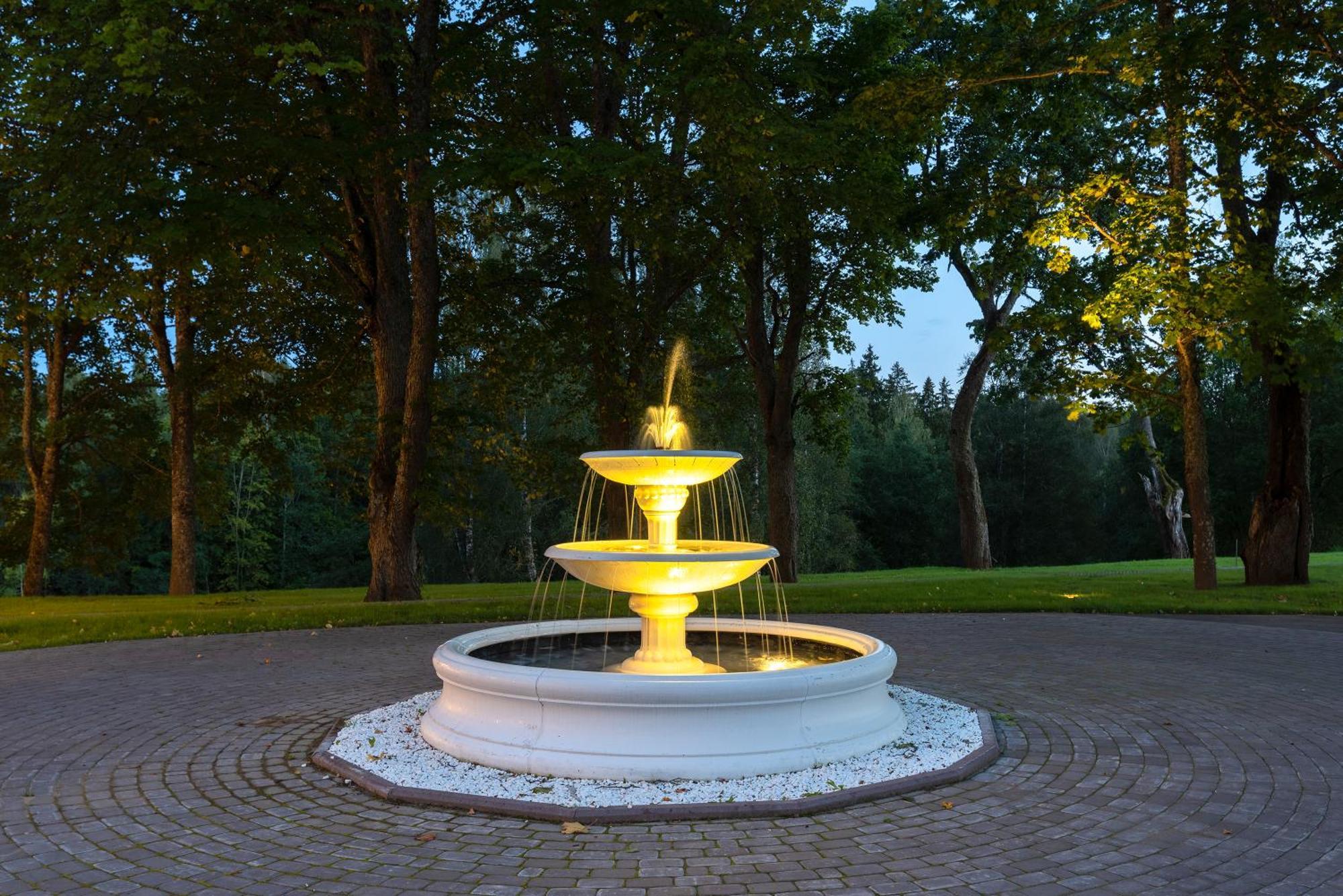 The Manor Sports & Spa Tõrve 外观 照片