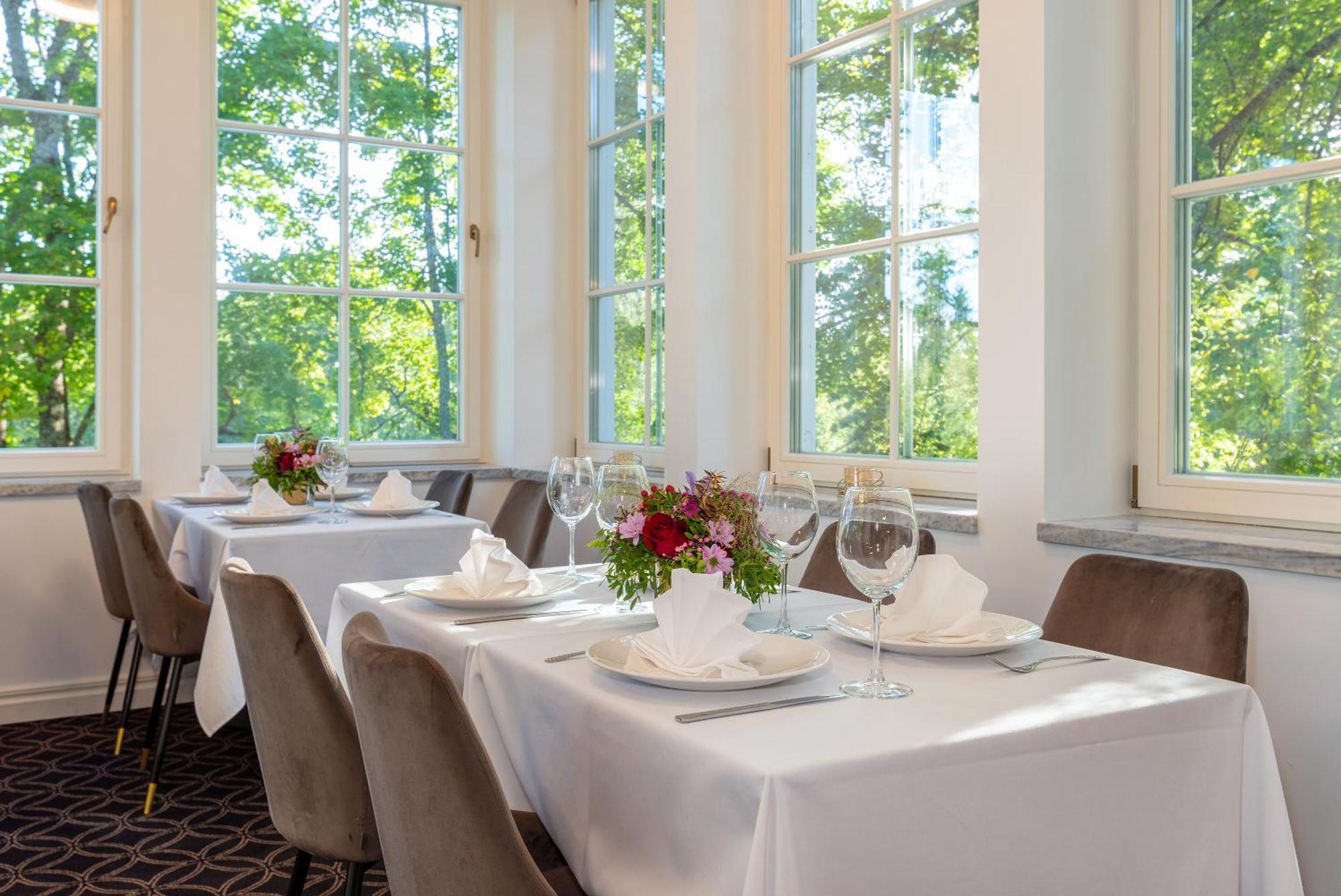 The Manor Sports & Spa Tõrve 外观 照片